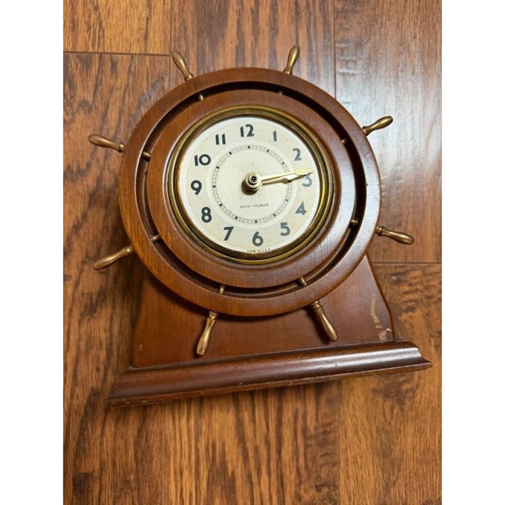 Vintage Seth Thomas Capstan Nautical Ship Wheel Quartz Mantel Clock Wood USA